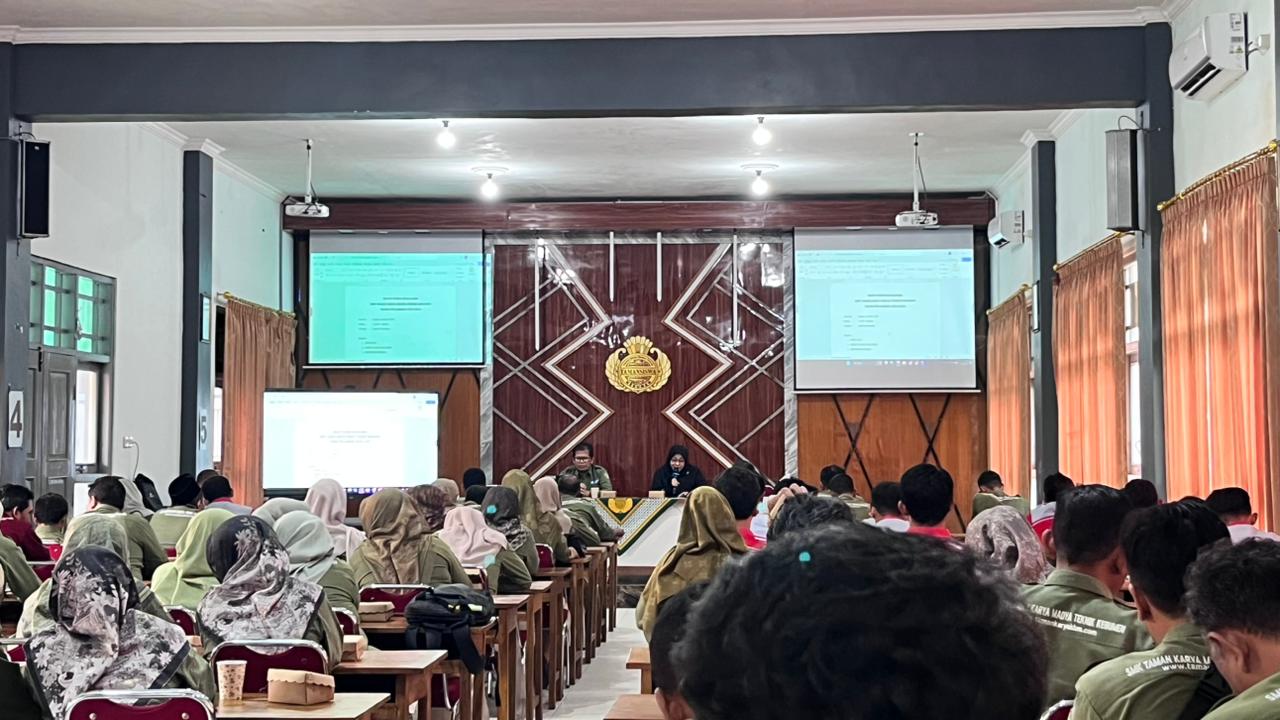 Rapat Pleno Kelulusan SMK Taman Karya Madya Teknik Kebumen Tahun Pelajaran 2025/2026